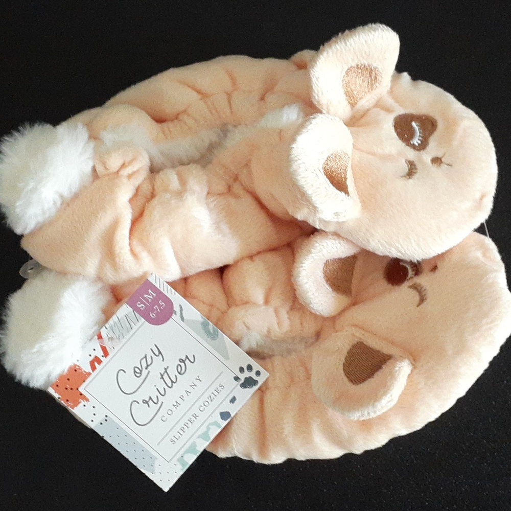 NWT Size S/M Cozy Critter Slipper Cozies P110